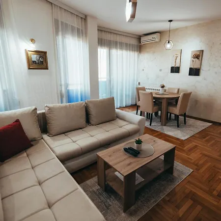 Bella Apartment *
